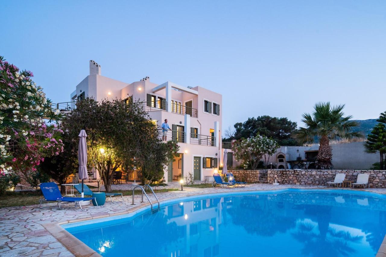 Villa Luisa Exclusive Residences モネンバシア エクステリア 写真